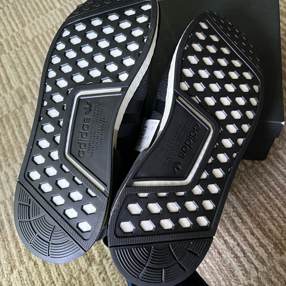 Adidas Men's Sneakers NMD_R1 - Picture 6 of 7